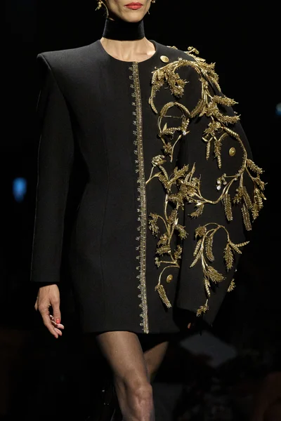 Look 8